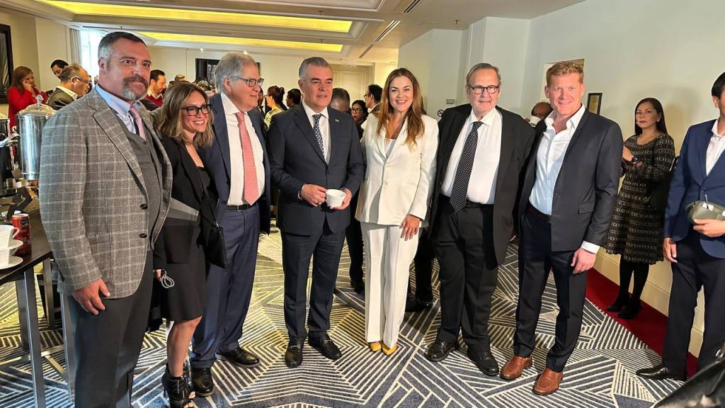 Cecilia Patrón participa junto a empresas de Mérida en el Foro Económico México-Emiratos Árabes Unidos&nbsp;2025