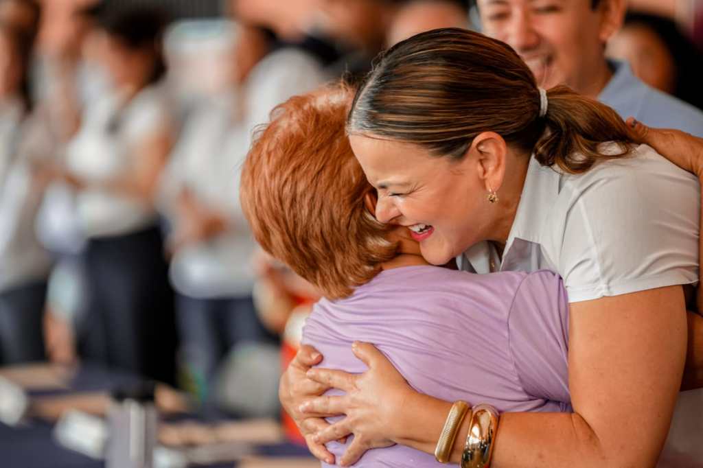 Atiende Cecilia Patrón las necesidades de las y los meridanos en el Miércoles&nbsp;Ciudadano.