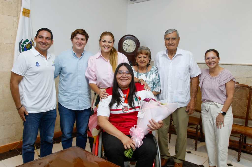 Reconoce Cecilia Patrón Laviada esfuerzo y compromiso de Gilda&nbsp;Cota