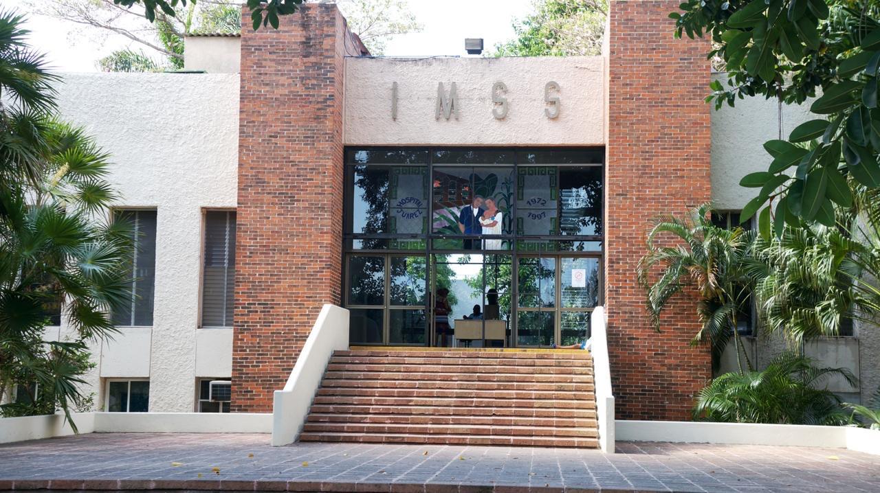 Reitera IMSS Yucatán importancia de prevenir accidentes por pirotecnia en menores de edad