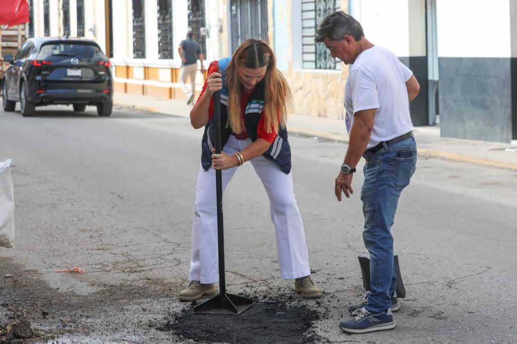 Todo el Ayuntamiento a las calles para atender el bacheo en Mérida: Cecilia&nbsp;Patrón
