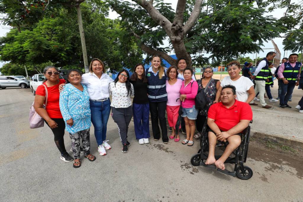 Intensifica Cecilia Patrón los servicios urbanos en zonas afectadas por&nbsp;lluvias.