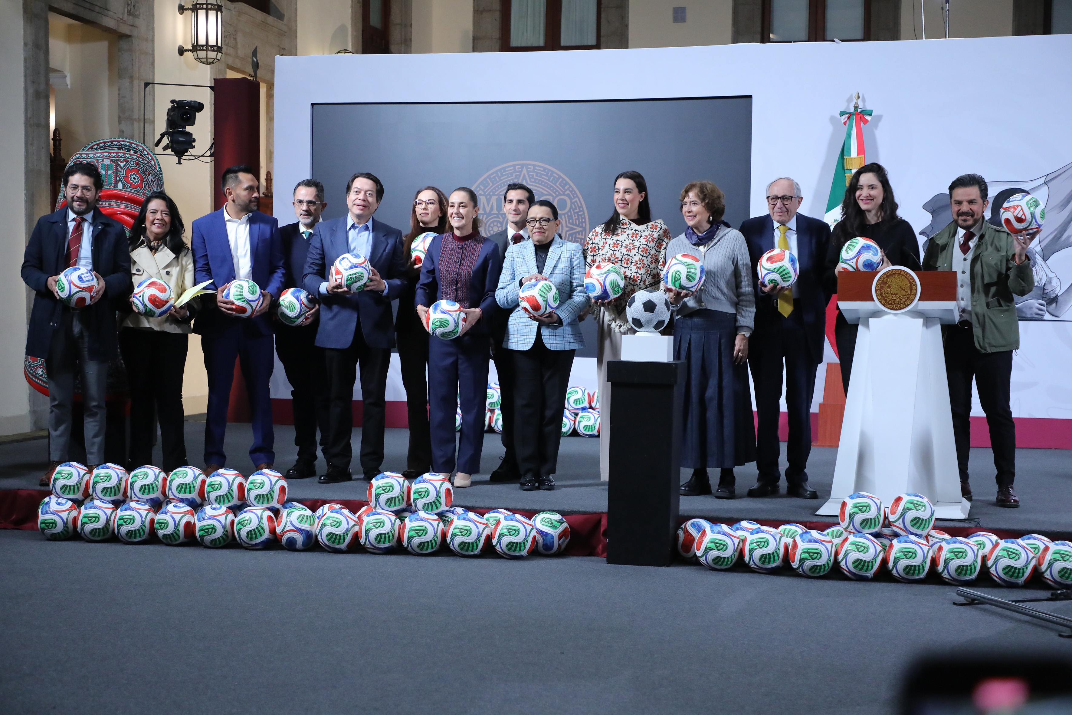 Anuncia IMSS oferta social rumbo al Mundial 2026 con futbol para
mujeres, adultos mayores y personas con Síndrome de Down