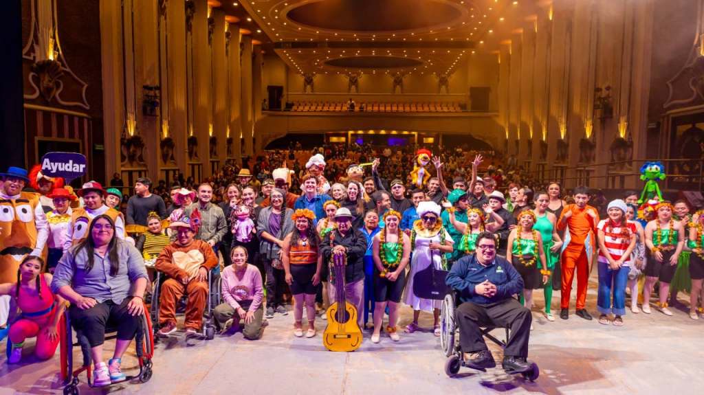 Con obra de teatro, el Ayuntamiento de Mérida recauda 700 kilos de alimentos para apoyar a comedores del sur de la&nbsp;ciudad.