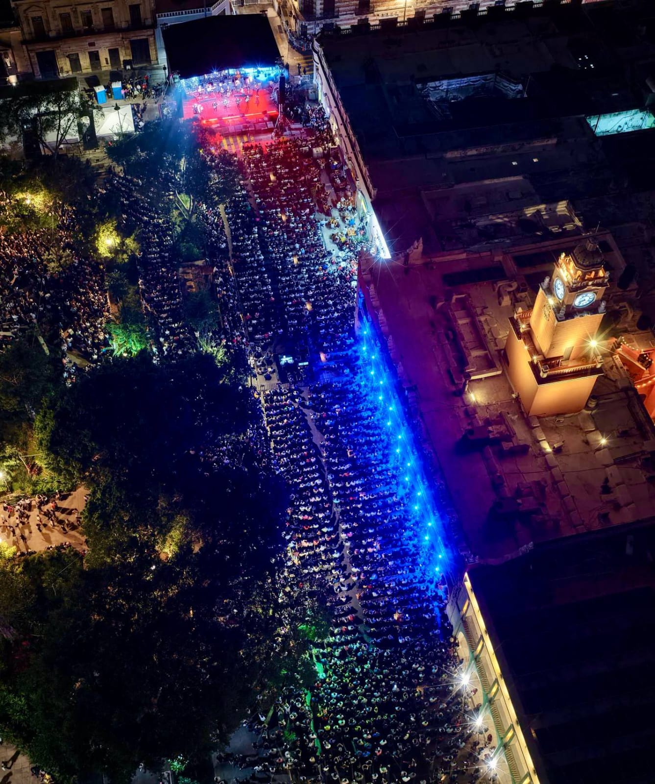 Histórico Adiós: Una Multitud Imparable Honra el Legado de Manzanero