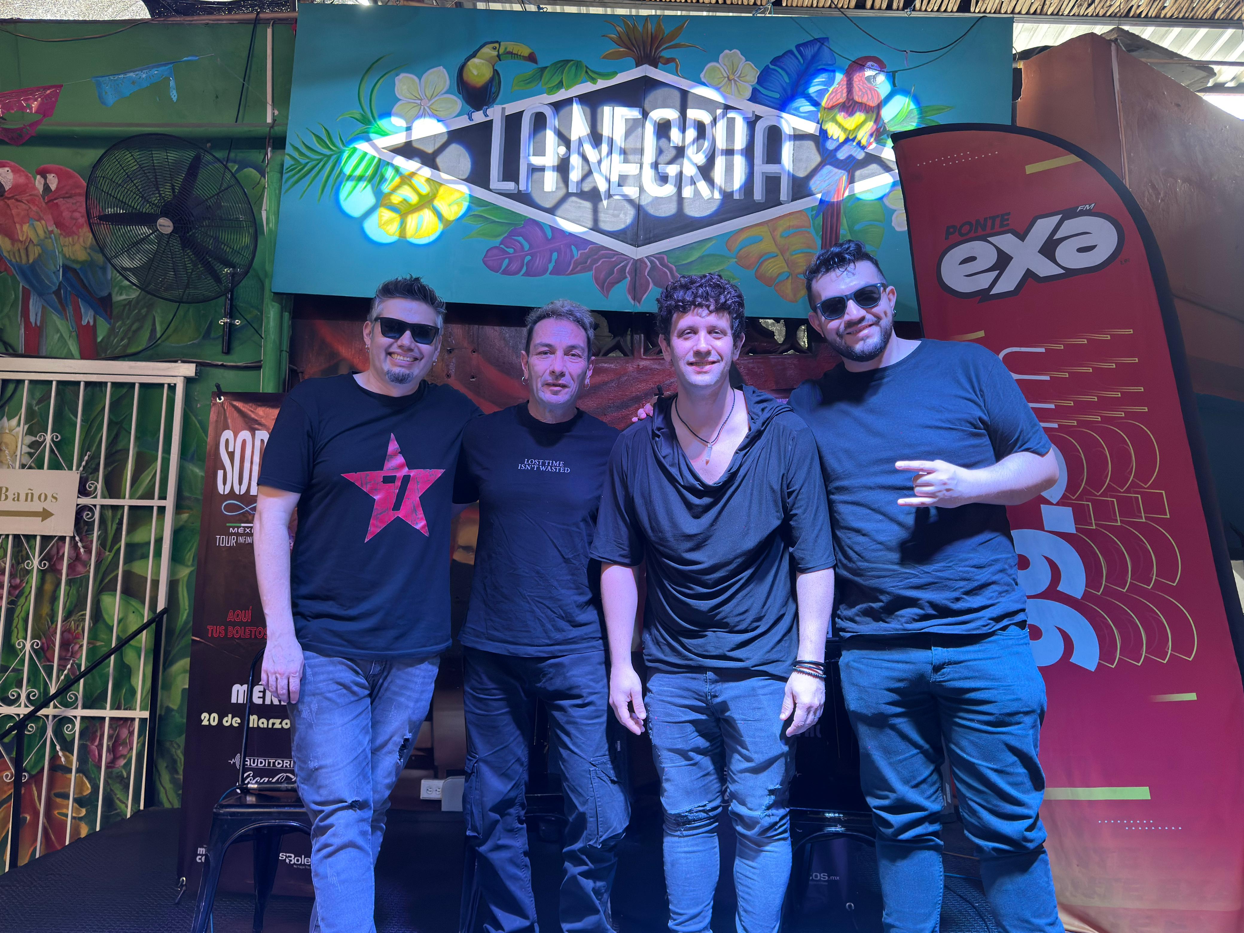 El «Tour Infinito 2026» llega al Auditorio Coca-Cola para sacudir el corazón de los fans con los himnos que marcaron al rock en español.