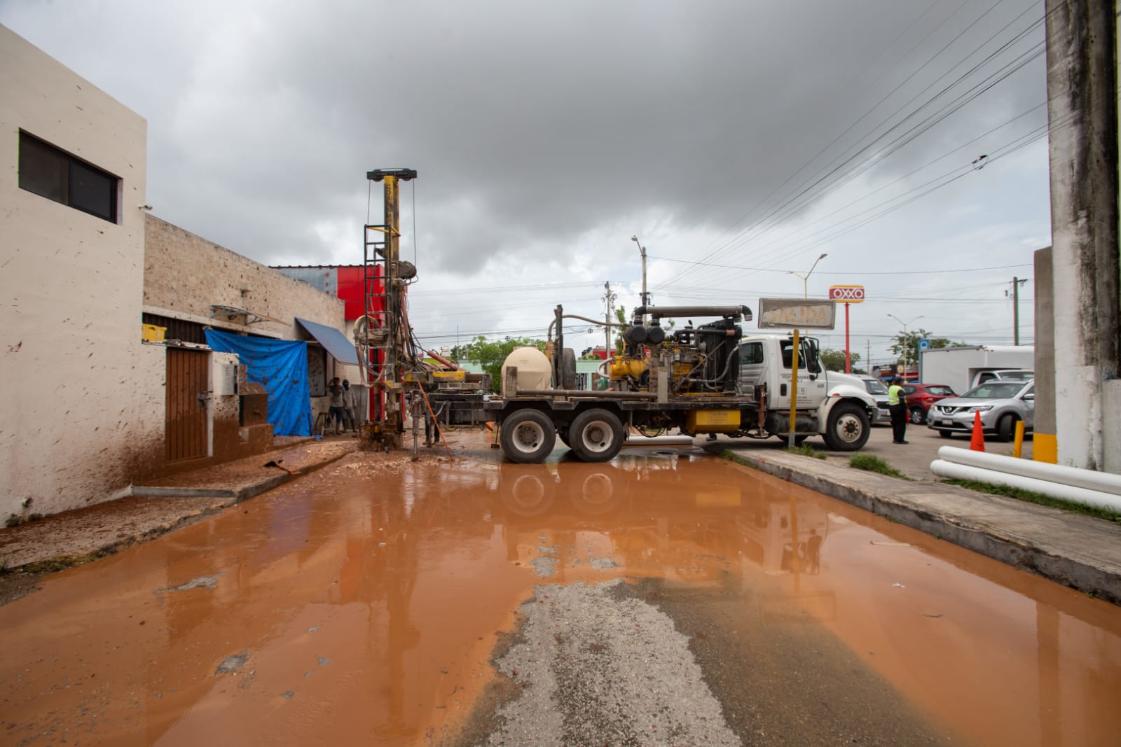 Eficiencia y empatía: Ayuntamiento de Mérida despliega operativo «Calle por Calle» ante las intensas lluvias