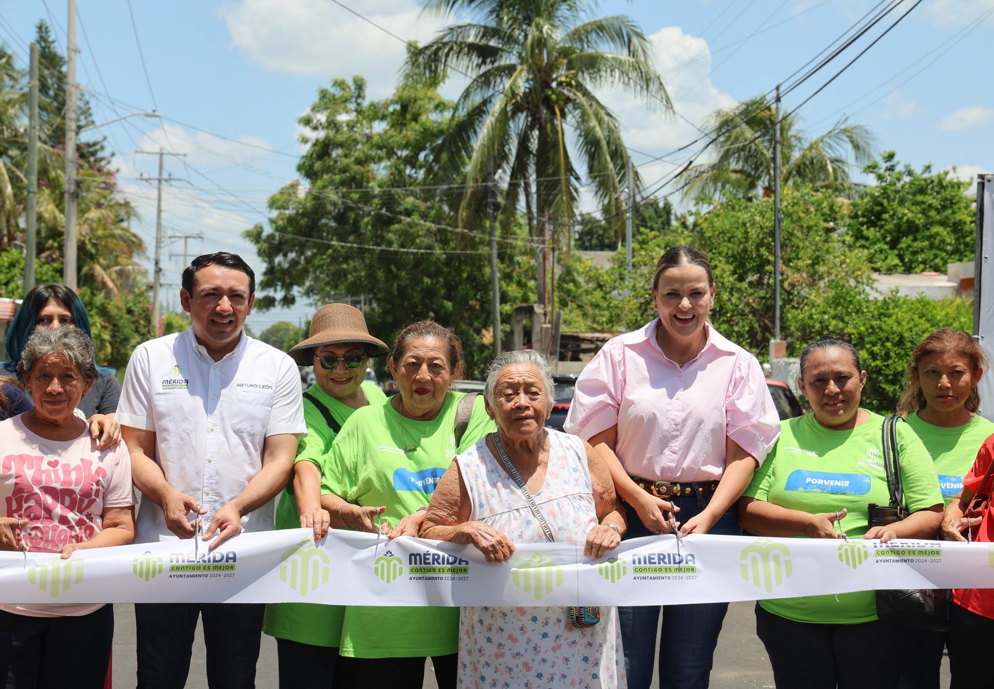 Cecilia Patrón entrega calles renovadas y refuerza la seguridad vial en Mérida