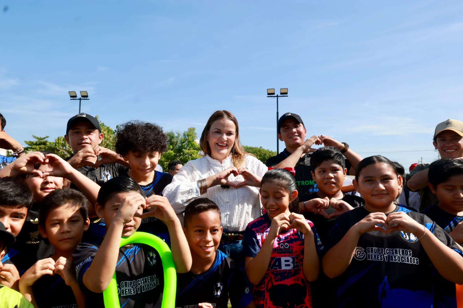 Cecilia Patrón entrega parque remodelado en Caucel e impulsa más obras mediante el diseño participativo